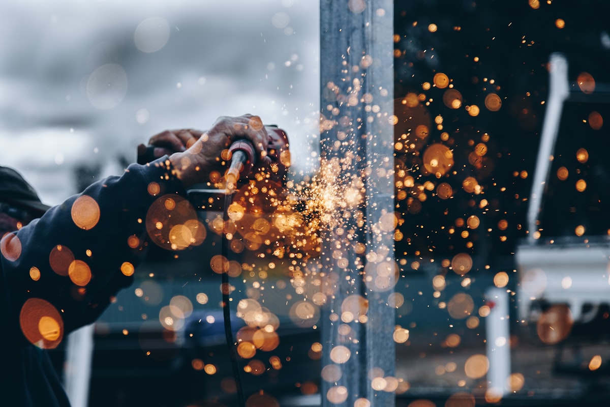 Salaire enseigniste – chantier et pose d'enseigne